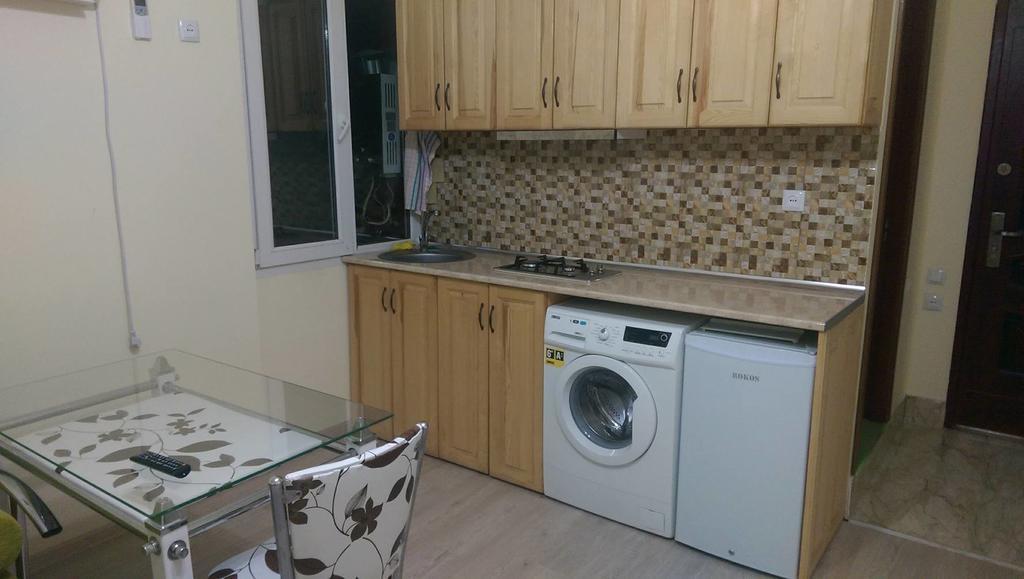Apartments Komakhidze 68 Batumi Esterno foto