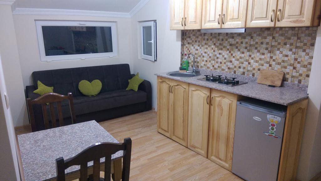 Apartments Komakhidze 68 Batumi Esterno foto